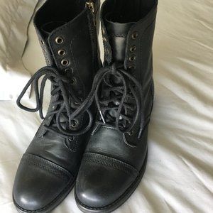 Black Steve Madden Combat boots womans 9.5